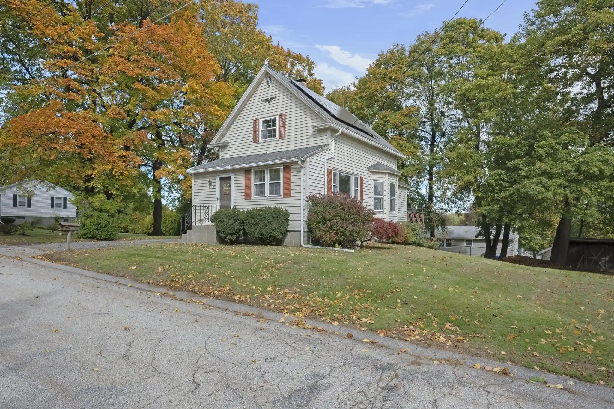 Single family home for sale at 19 Lexington Ave, Auburn, MA 01501 | MLS# 73594351