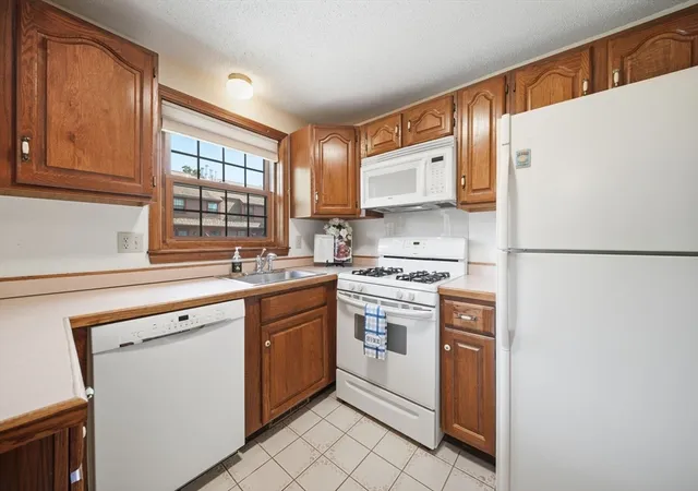 Photo 3 of Condo for sale at C26 Scotty Holw Dr #C26, North Chelmsford, MA 01863 | MLS# 73561095 | Listing updated on 2026-09-15