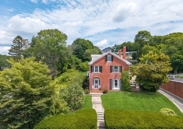 38th image of 18 Union Street, Manchester, MA 01944 | MLS# 73512909
