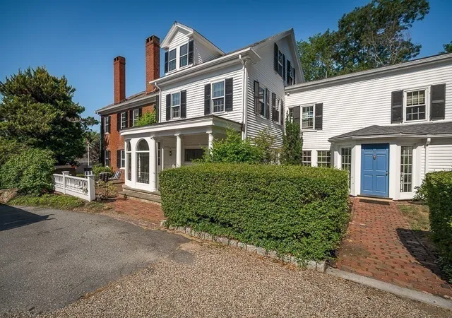 3rd image of 18 Union Street, Manchester, MA 01944 | MLS# 73512909