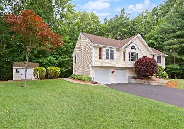 Homes for sale in Stoughton, MA | 33 Alger Way, Stoughton, MA 02072 | MLS# 73540696