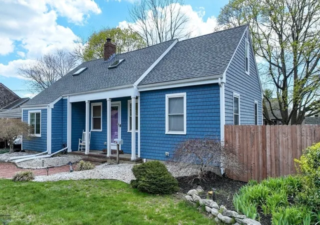 3rd image of 2 Westland St, Acushnet, MA 02743 | MLS# 73538109