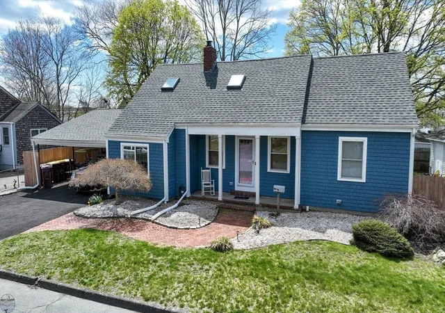 4th image of 2 Westland St, Acushnet, MA 02743 | MLS# 73538109