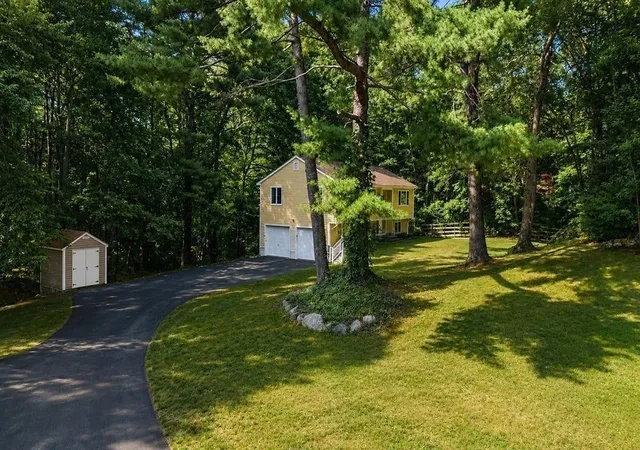 Homes for sale in Rehoboth, MA | 166 School St, Rehoboth, MA 02769 | MLS# 73545692