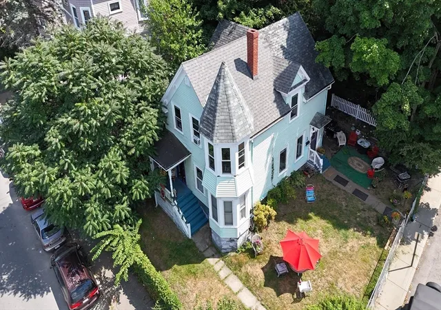 Photo 3 of Single family home for sale at 2 Abbott St, Haverhill, MA 01835 | MLS# 73562601 | Listing updated on 2026-08-19