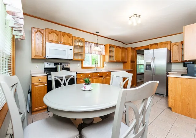 Homes for sale in Taunton, MA | 12 Brook St, Taunton, MA 02780 | MLS# 73518702