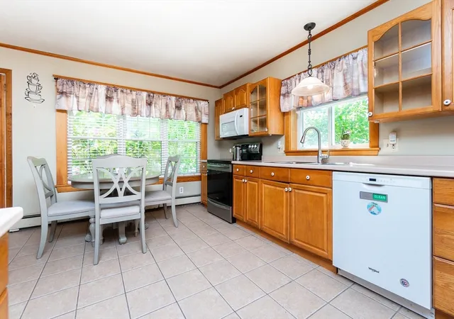 Homes for sale in Taunton, MA | 12 Brook St, Taunton, MA 02780 | MLS# 73518702