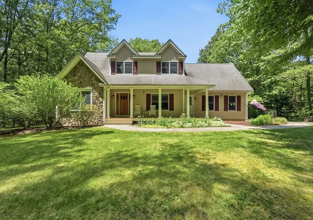 1st image of 757 Park Hill Rd, Florence, MA 01062 | MLS# 73532017