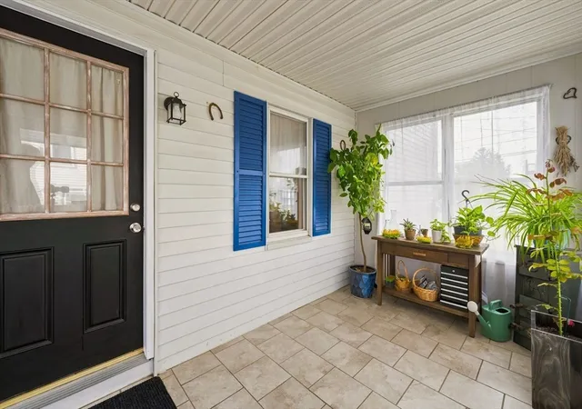 2nd image of 45 Nichols St, Gardner, MA 01440 | MLS# 73557187