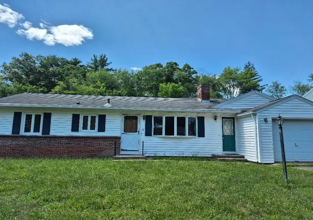 2nd image of 39 Higher St, Ludlow, MA 01056 | MLS# 73552600