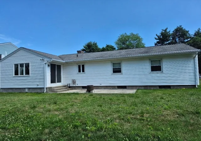 3rd image of 39 Higher St, Ludlow, MA 01056 | MLS# 73552600
