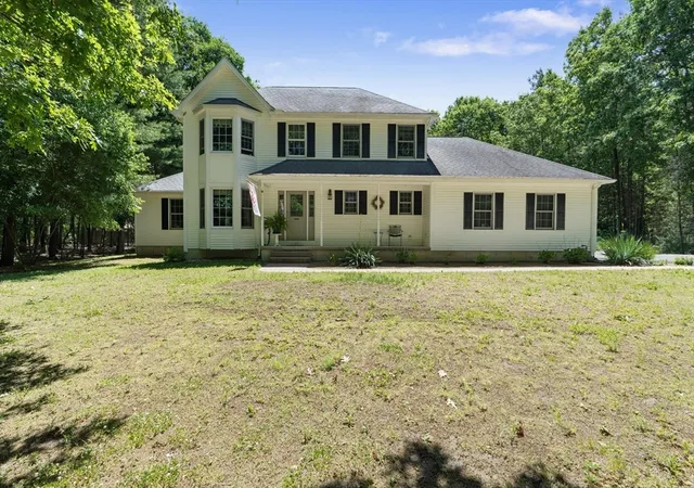 1st image of 55 Pequot Road, Southampton, MA 01073 | MLS# 73539587