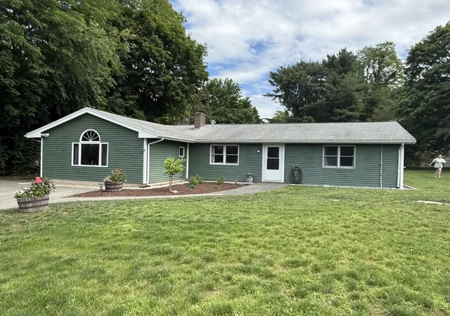 Homes for sale in Lakeville, MA | 91 Crooked Lane, Lakeville, MA 02347 | MLS# 73537145