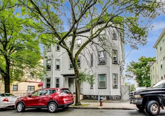 Homes for sale in Somerville, MA | 109 Walnut St, Somerville, MA 02145 | MLS# 73508106