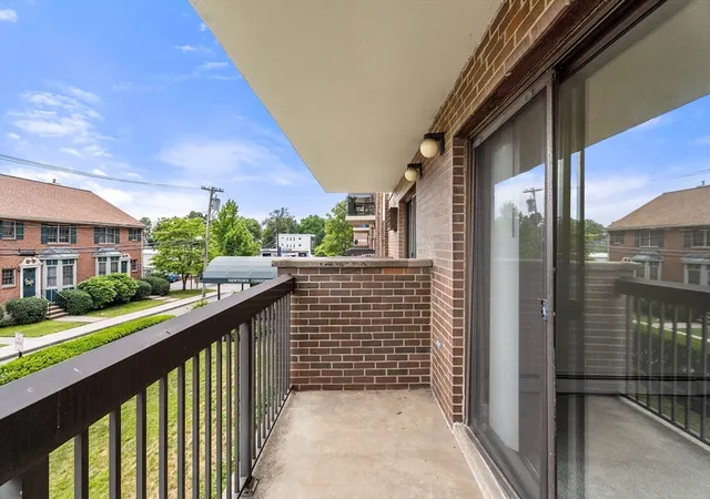 2nd image of 10 Williams Street #20, Watertown, MA 02472 | MLS# 73542984