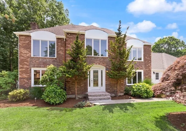 Homes for sale in Sharon, MA | 48 Castle Dr, Sharon, MA 02067 | MLS# 73549750