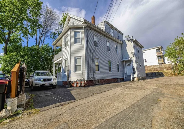 42nd image of 10 Main Street Pl, Brockton, MA 02301 | MLS# 73523642