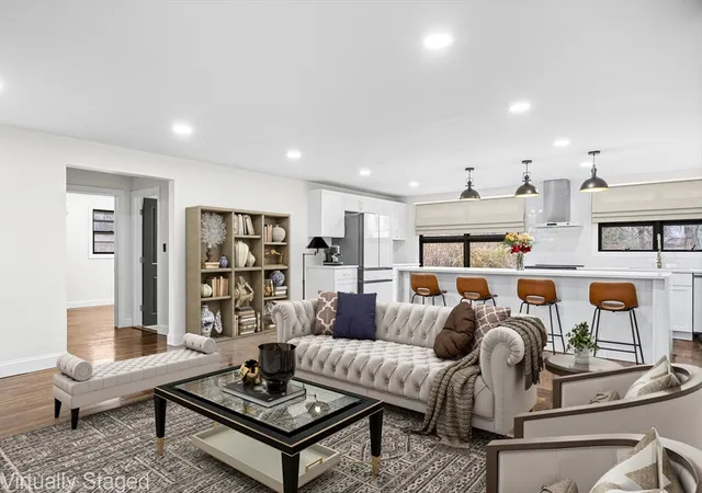 1st image of 195 Barney Ave, Rehoboth, MA 02769 | MLS# 73568306