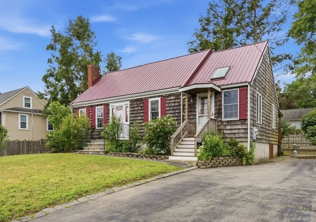 Photo 3 of Sale Pending at 6 Devine Rd, Randolph, MA 02368 | MLS# 73557505 | Listing updated on 2026-09-15