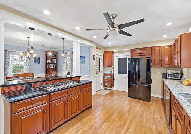 5th image of 14 Wareham, Medford, MA 02155 | MLS# 73527397