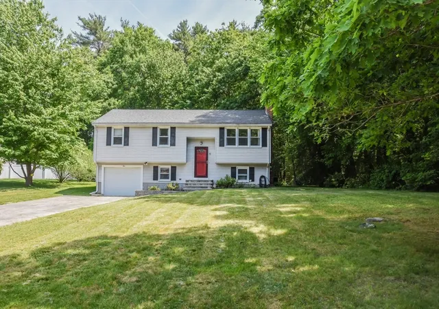 2nd image of 5 Kensington Rd, Norton, MA 02766 | MLS# 73531369