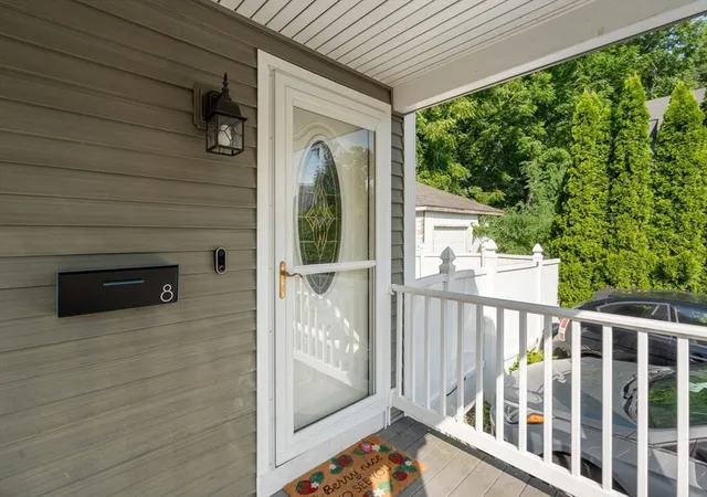 2nd image of 8 Concord Ter #8, Framingham, MA 01702 | MLS# 73562264