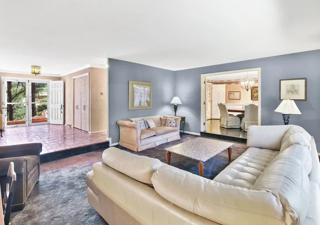 Photo 4 of Single family home for sale at 208 Tanglewood Dr, Longmeadow, MA 01106 | MLS# 73553104 | Listing updated on 2026-09-18