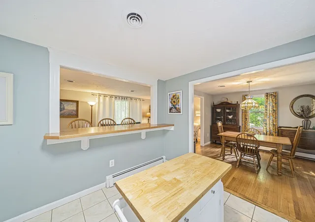 Homes for sale in Canton, MA | 10 Trayer Rd, Canton, MA 02021 | MLS# 73534945