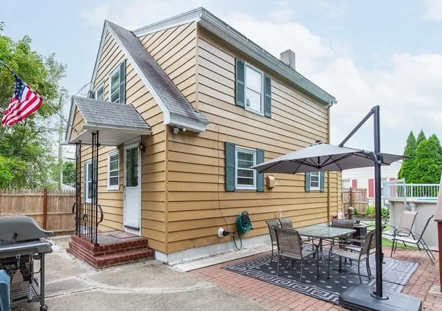Photo 3 of Single family home for sale at 119 Lawrence St, Methuen, MA 01844 | MLS# 73569517 | Listing updated on 2026-09-01