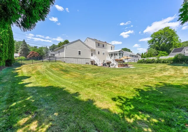 Homes for sale in Auburn, MA | 329 Pakachoag St, Auburn, MA 01501 | MLS# 73540307