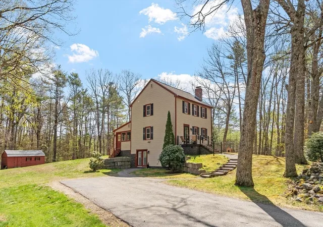 Homes for sale in Hubbardston, MA | 111 Hale Rd, Hubbardston, MA 01452 | MLS# 73517620