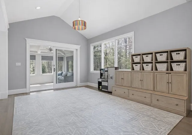 4th image of 38 Raynor Dr, Hingham, MA 02043 | MLS# 73504563