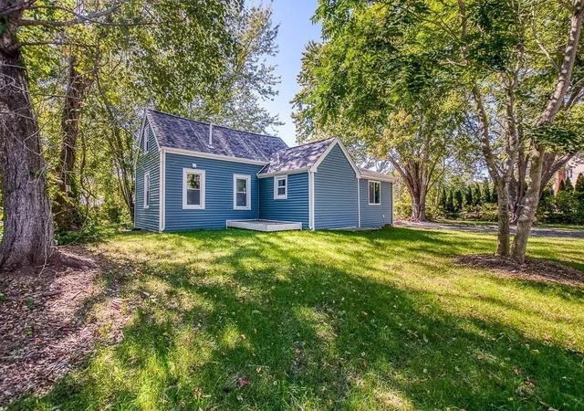 4th image of 2838 Cranberry Hwy, Wareham, MA 02571 | MLS# 73440501