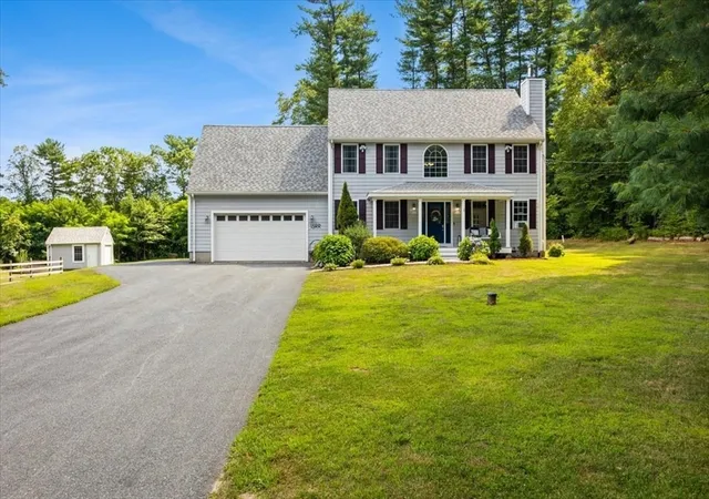 2nd image of 15 Rr Algerine St, Berkley, MA 02779 | MLS# 73411072