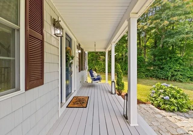 5th image of 15-Rr Algerine St, Berkley, MA 02779 | MLS# 73411072