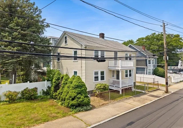 1st image of 9 Billings St, West Roxbury, MA 02132 | MLS# 73557529