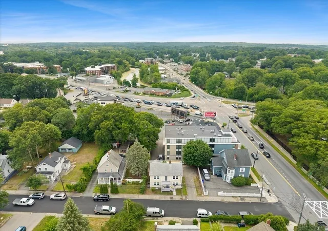 Photo 4 of Sale Pending at 9 Billings St, West Roxbury, MA 02132 | MLS# 73557529 | Listing updated on 2026-09-05