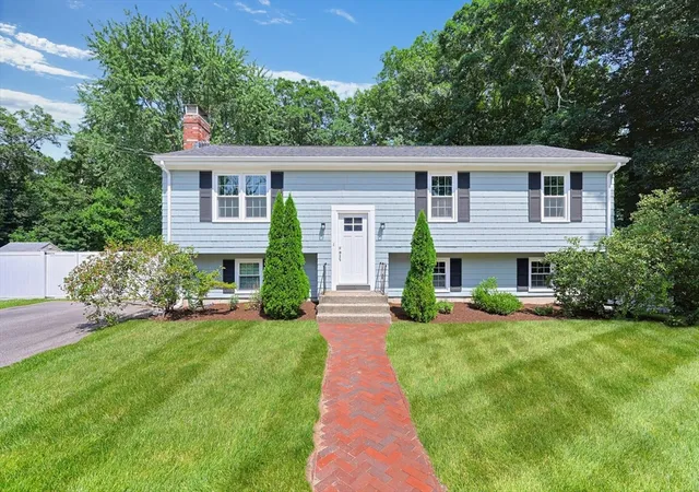 1st image of 96 Glenfield Rd, North Attleboro, MA 02760 | MLS# 73554448