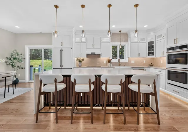 Photo 4 of Sale Pending at 139 Middle Rd, Southampton, MA 01073 | MLS# 73541872 | Listing updated on 2026-08-26