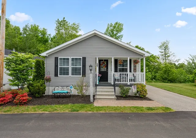 Homes for sale in Rutland, MA | 17 Lantern Lane, Rutland, MA 01543 | MLS# 73530033
