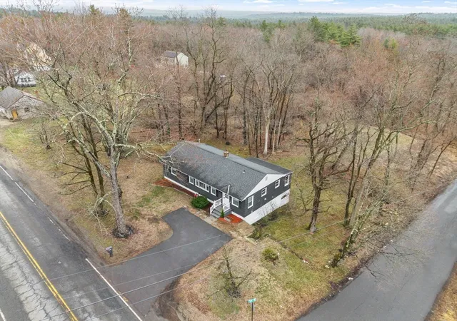 5th image of 184 Fitchburg Rd, Townsend, MA 01469 | MLS# 73502077