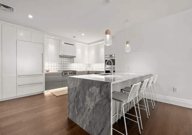 2nd image of 45 Temple St #506, Boston, MA 02114 | MLS# 73488921
