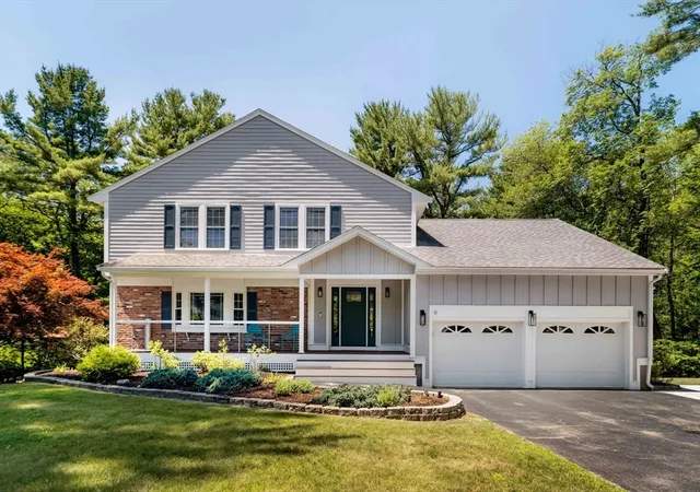 Homes for sale in Andover, MA | 9 Waverly Dr, Andover, MA 01810 | MLS# 73545659