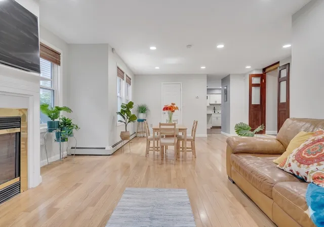 3rd image of 39 Hawthorne, Boston, MA 02119