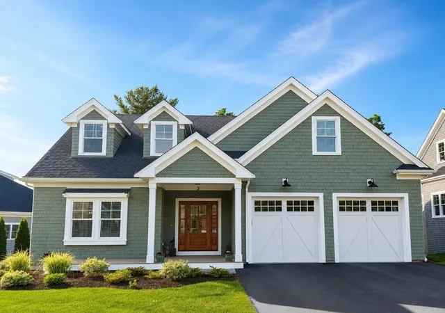 Photo 2 of Single family home for sale at 3 Fieldstone Farm Way, Duxbury, MA 02332 | MLS# 73537860 | Listing updated on 2026-10-04