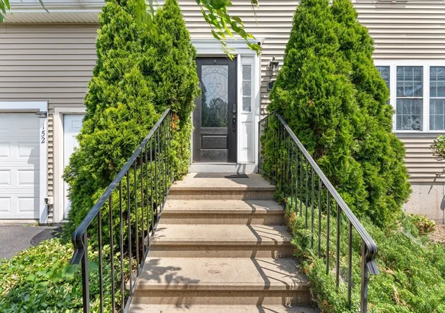 5th image of 152 Harding St, Fall River, MA 02720 | MLS# 73550371