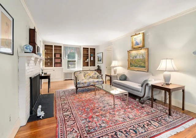 5th image of 7 Grantland Rd, Wellesley Hills, MA 02481 | MLS# 73566375