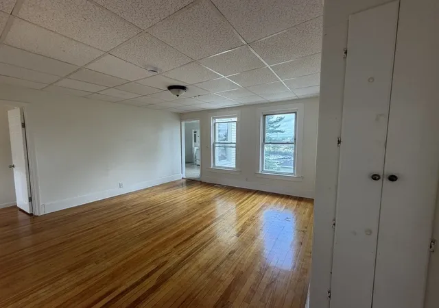 5th image of 6 Dorchester St, Worcester, MA 01610 | MLS# 73567878