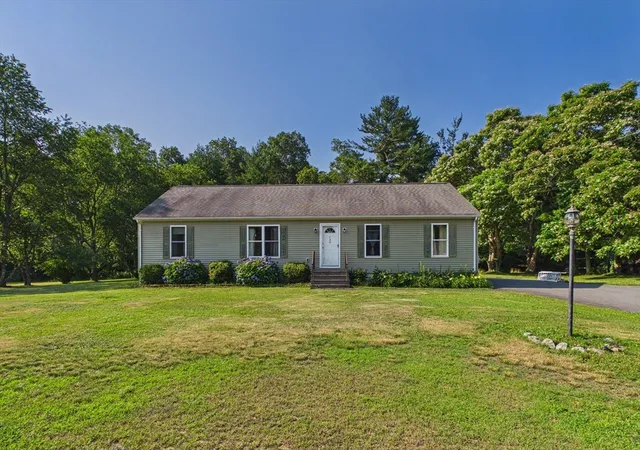 Homes for sale in East Freetown, MA | 139 Chace Rd, East Freetown, MA 02717 | MLS# 73544805