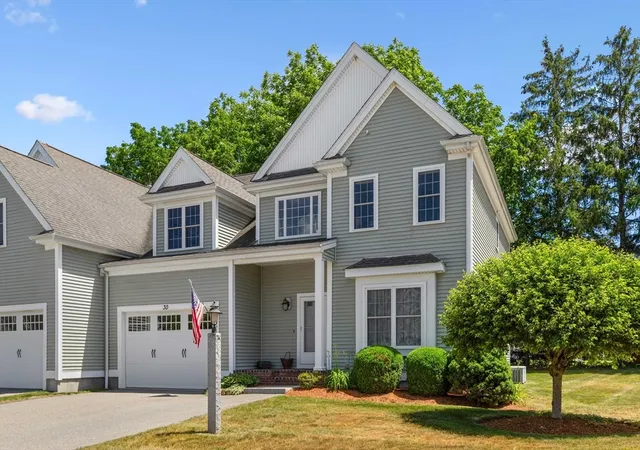 Homes for sale in Milford, MA | 30 Cedarview Cir #30, Milford, MA 01757 | MLS# 73538119